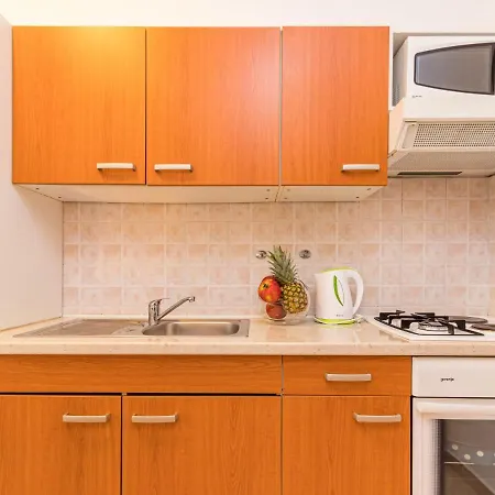 Jere-2 By Interhome Apartment Pula